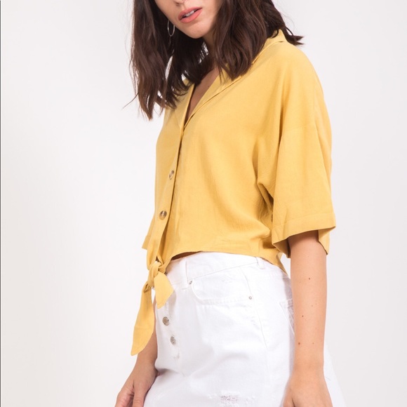 Top - Picture 2 of 2